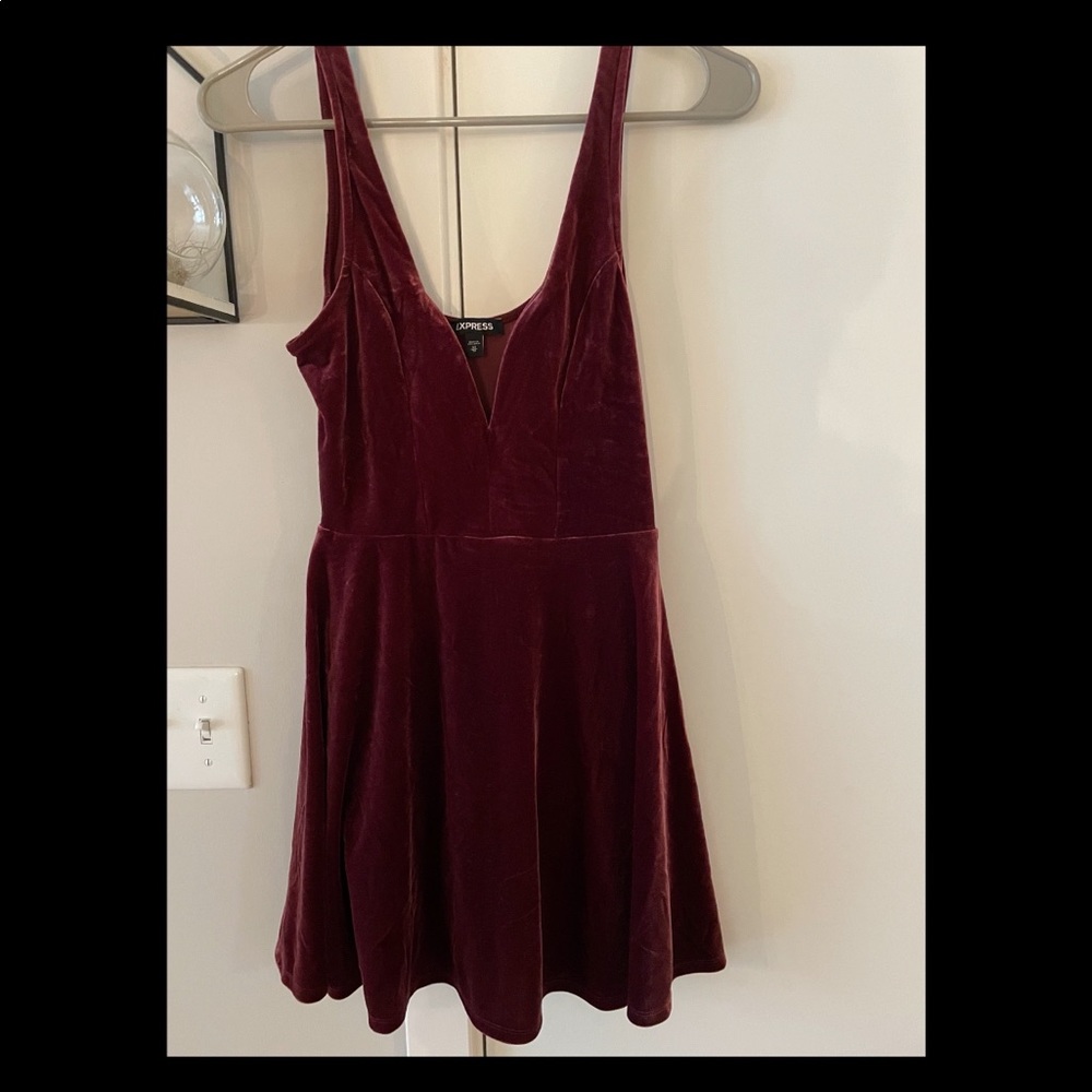 Red velvet express dress XS worn once